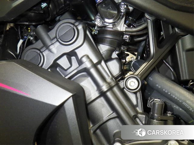 Engine photo