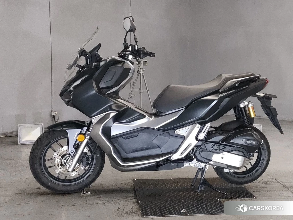 Проданный Honda ADV150 2019 из Японии