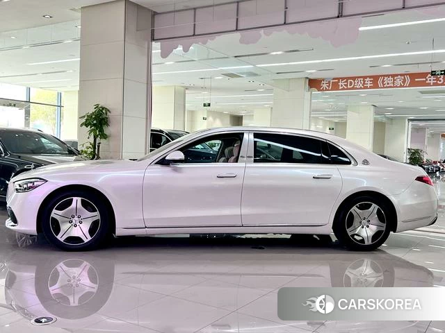 Mercedes-Benz Maybach S-class 2022 Белый из Китая, фото 2