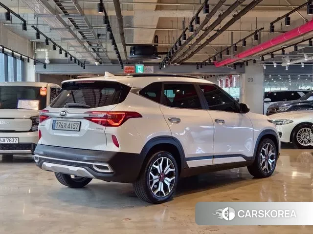 Kia Seltos id 3041356 из Кореи 12