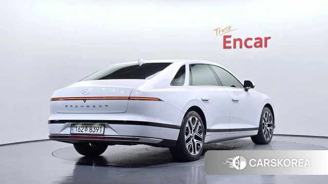 Hyundai Grandeur Hybrid (GN7) id 4853942 из Кореи 12