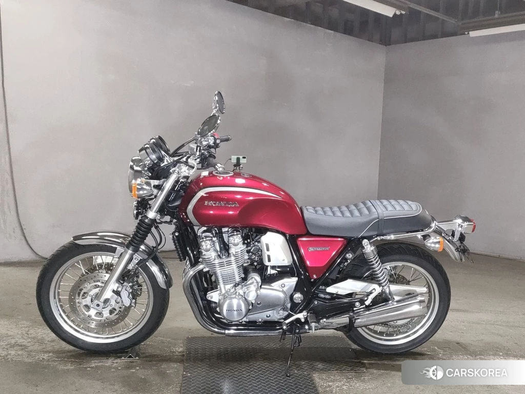 Проданный Honda CB1100EX 2022 из Японии, фото 2