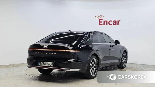 Hyundai Grandeur (GN7) id 4315798 из Кореи 12