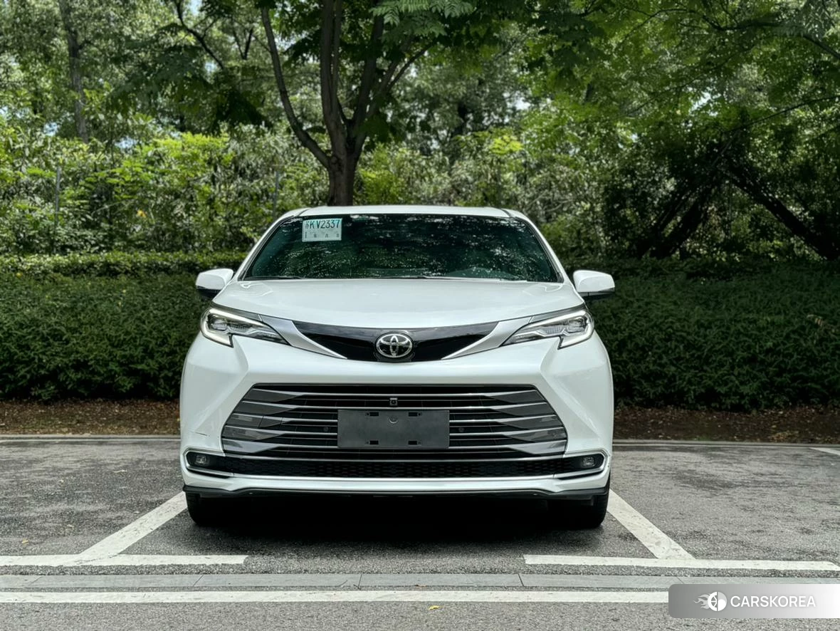 Toyota Saina id 4485519 из Китая 12