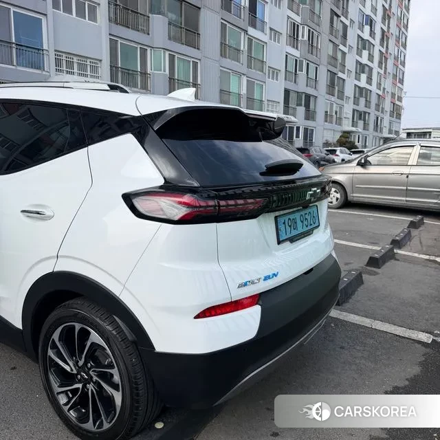 Chevrolet (GM Daewoo) Bolt EUV 2022 Белый из Кореи, фото 2