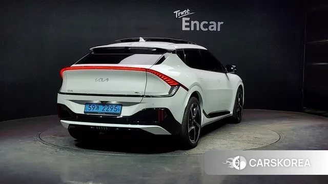 Kia EV6 id 3696543 из Кореи 12