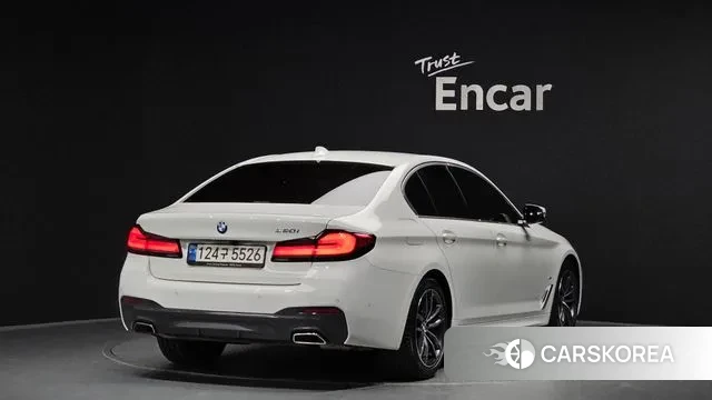 BMW 5 Series (G30) id 3317938 из Кореи 12