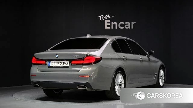 BMW 5 Series (G30) id 3833387 из Кореи 12