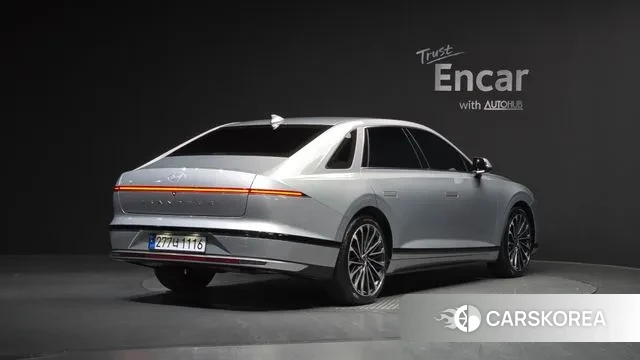 Hyundai Grandeur (GN7) id 3629359 из Кореи 12