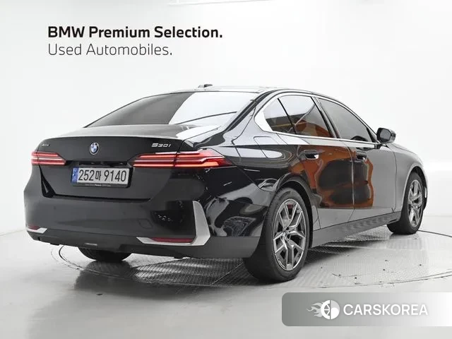 BMW 5 Series (G60) id 3036459 из Кореи 12