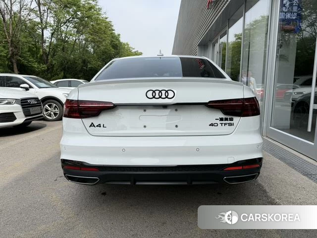 Audi A4L 2024 Белый из Китая, фото 2