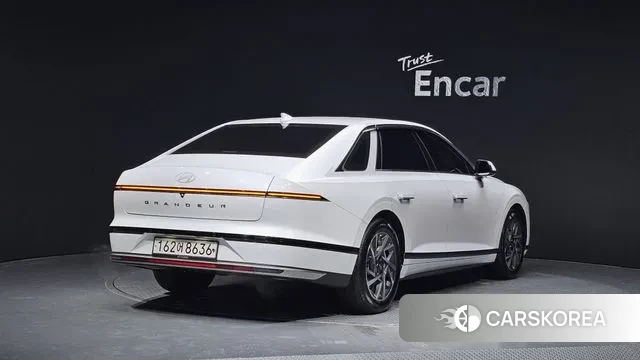 Hyundai Grandeur (GN7) id 3619967 из Кореи 12