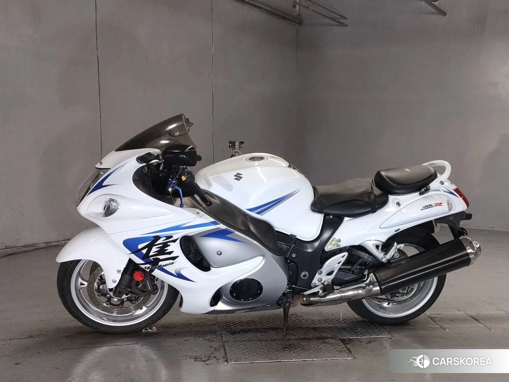 Проданный Suzuki GSX1300R HAYABUSA 2010 из Японии, фото 2
