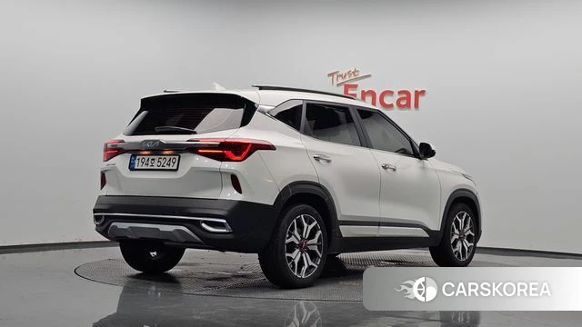 Kia Seltos id 4671128 из Кореи 11