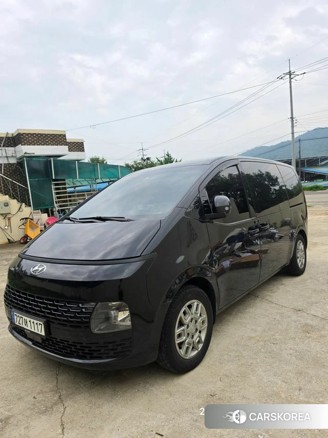 Hyundai Staria 2024 Черный из Кореи, фото 2