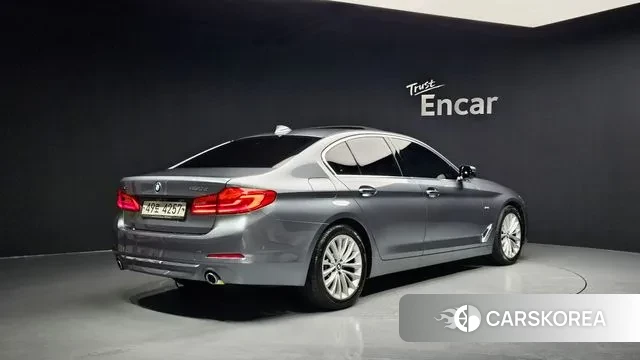 BMW 5 Series (G30) id 3557865 из Кореи 12