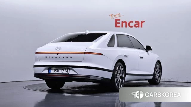 Hyundai Grandeur (GN7) id 4862862 из Кореи 12