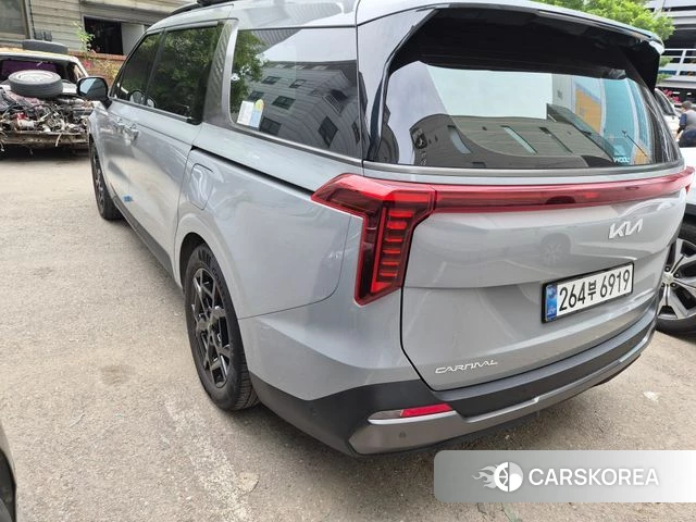 Kia The New Carnival 4th Generation 2025 Серебристо-серый из Кореи, фото 2
