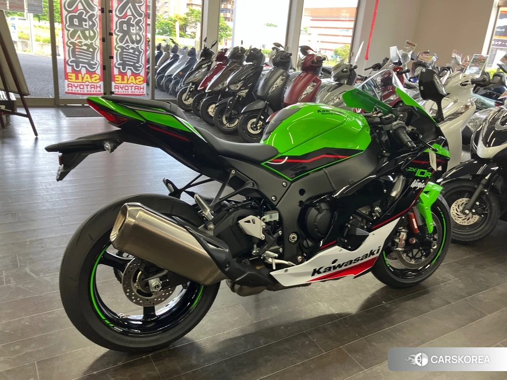 Проданный Kawasaki ZX-10R NINJA 2021 из Японии, фото 2
