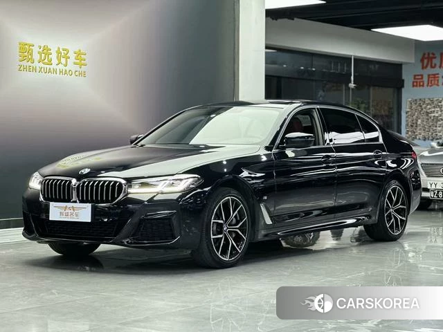 BMW 5 series 2022 Черный из Китая, фото 2