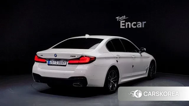 BMW 5 Series (G30) id 3427548 из Кореи 12