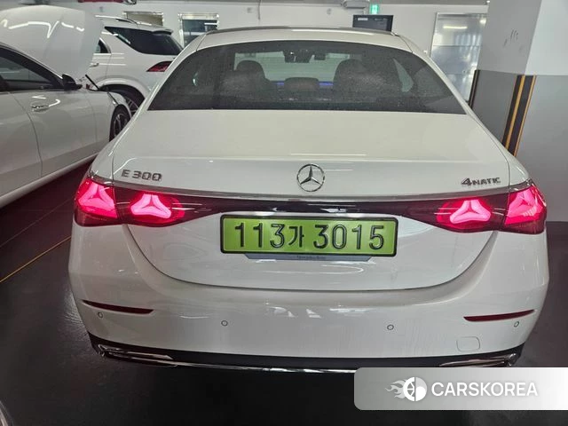 Mercedes-Benz E-Class W214 2025 Белый из Кореи, фото 6