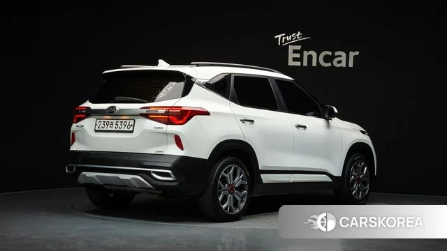 Kia Seltos id 4895120 из Кореи 12