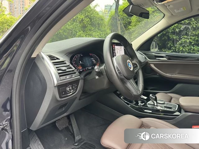 BMW X3 id 4306879 из Китая 11
