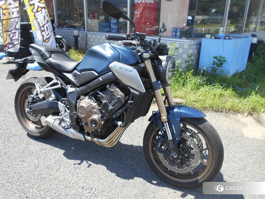 Проданный Honda CB650R 2022 из Японии