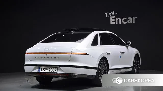 Hyundai Grandeur Hybrid (GN7) id 3769903 из Кореи 12