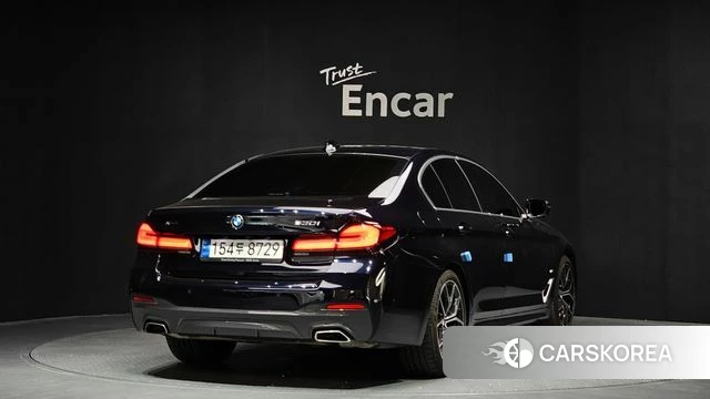 BMW 5 Series (G30) id 4382869 из Кореи 12