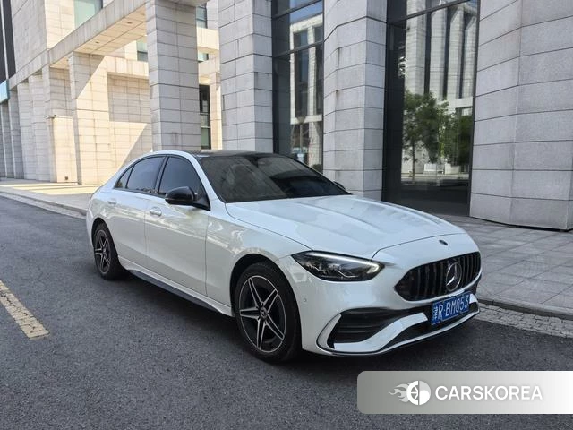 Mercedes-Benz Class C 2025 Белый из Китая, фото 2