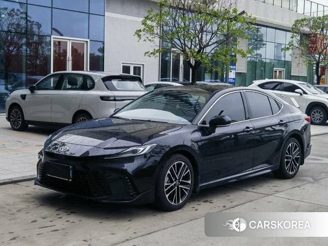 Toyota Camry 2026 Черный из Китая, фото 2