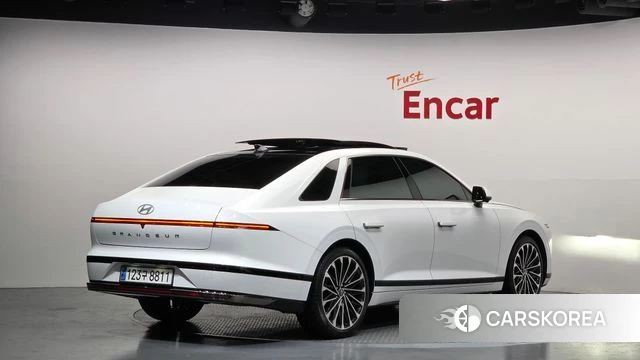 Hyundai Grandeur (GN7) id 3909762 из Кореи 12