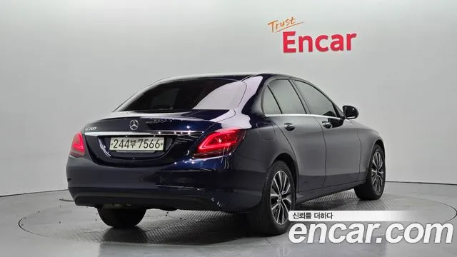 Mercedes-Benz C-Class W205 id 2285446 из Кореи 12