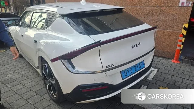 Kia EV6 2023 Белый из Кореи, фото 2