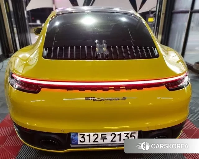 Porsche 911(992) 2020 Желтый из Кореи, фото 2