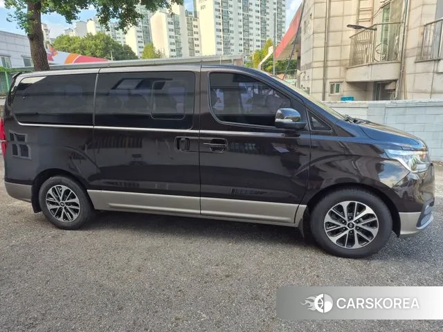 Hyundai The New Grand Starex id 3029396 из Кореи 9