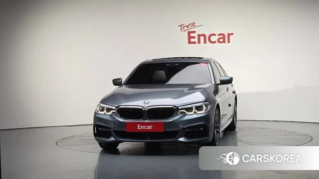 BMW 5 Series (G30) id 3039560 из Кореи 12