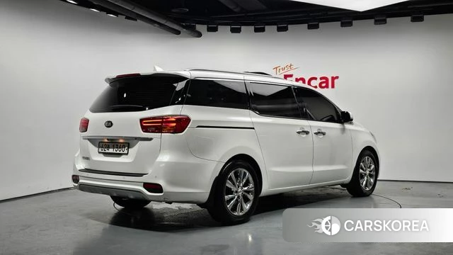 Kia The New Carnival id 4397601 из Кореи 12