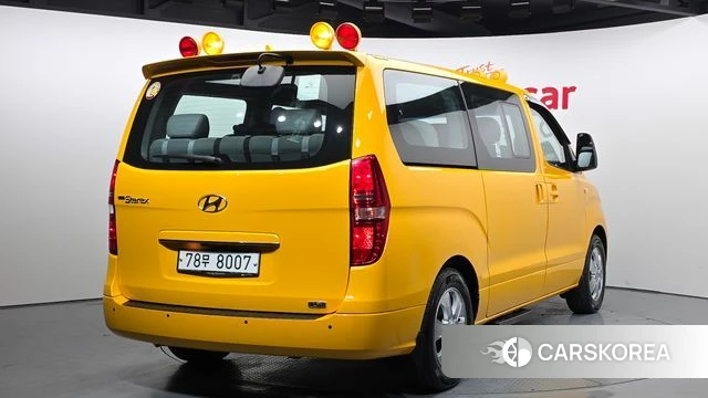 Hyundai The New Grand Starex id 3898759 из Кореи 12