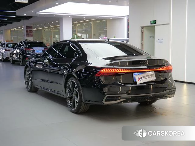 Audi A7L id 4263975 из Китая 12