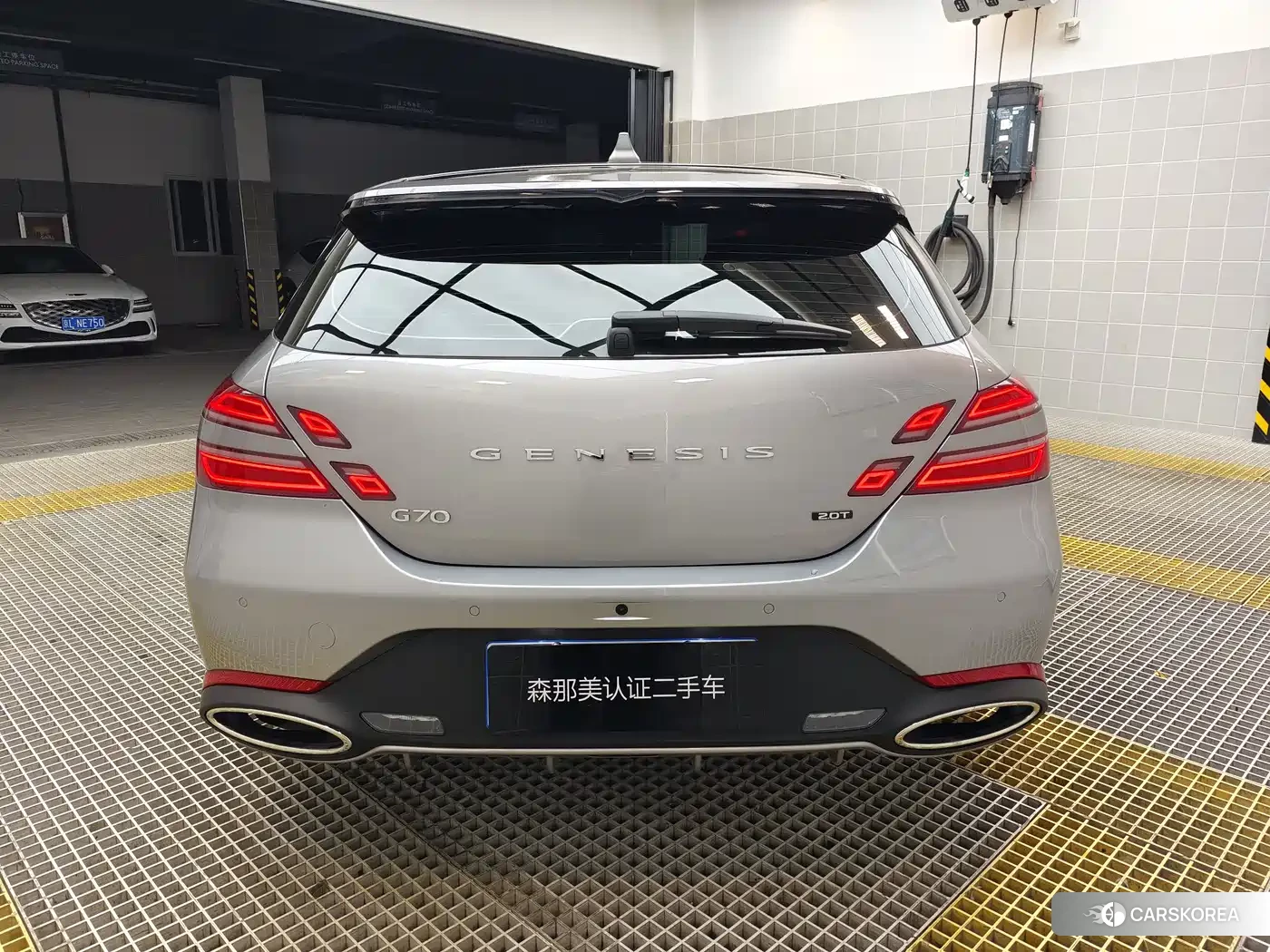 Kia Genisys G70 id 4512932 из Китая 7