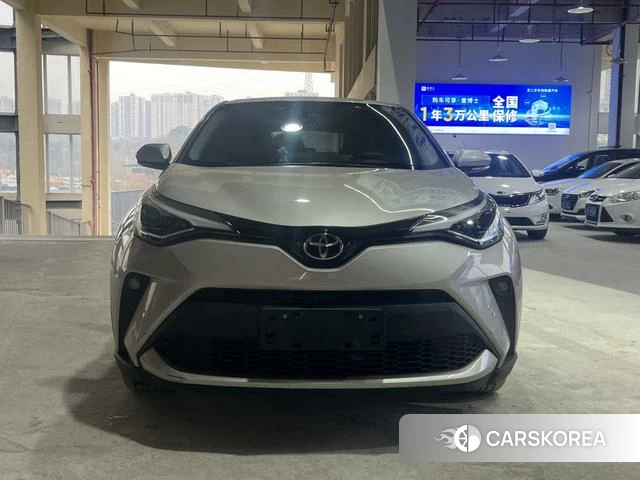 Toyota C-HR 2021 Серебристо-серый из Китая, фото 2