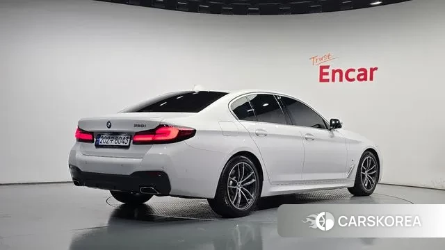 BMW 5 Series (G30) id 2974422 из Кореи 12