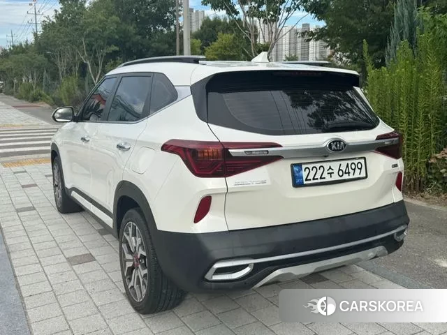 Kia Seltos 2020 Белый из Кореи, фото 6