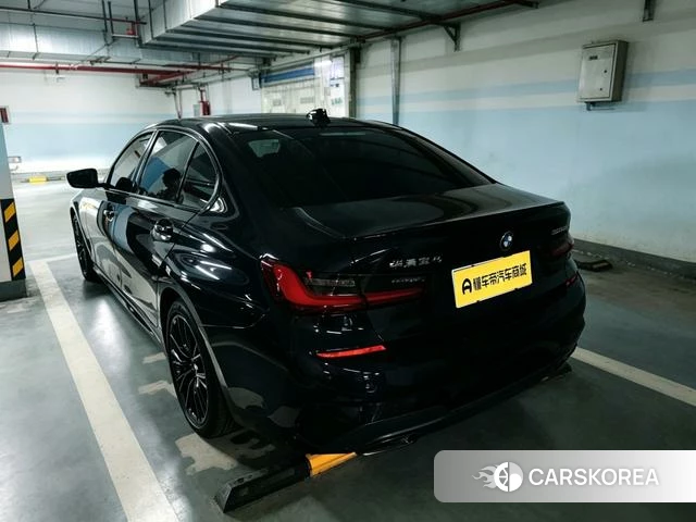 BMW 3 series 2022 Черный из Китая, фото 2