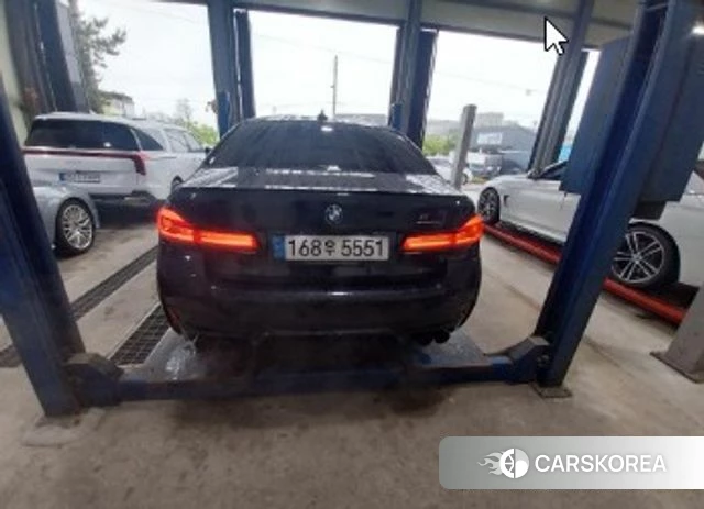 BMW M5 (F90) 2021 Черный из Кореи, фото 2