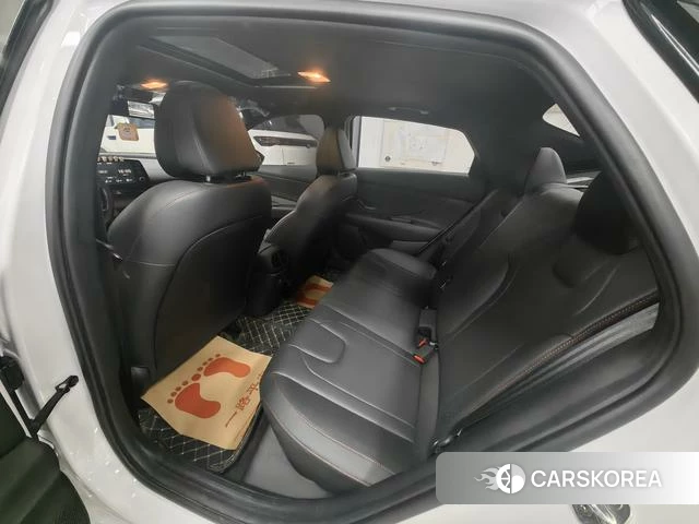 Hyundai Elantra id 4262129 из Китая 8