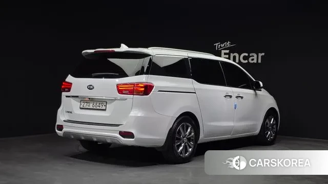 Kia The New Carnival id 3552788 из Кореи 12